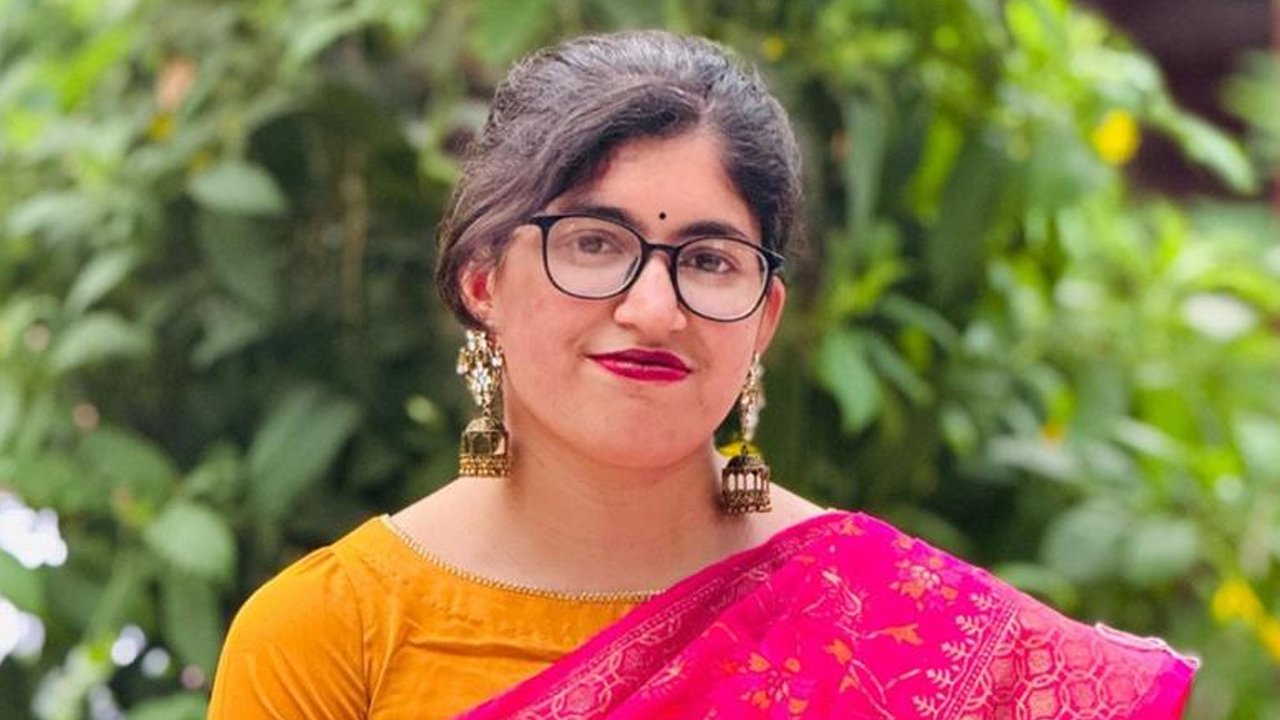 ব্যাপক সমালোচনার প্রেক্ষিতে ক্ষমা চাইলেন উমামা ফাতেমা